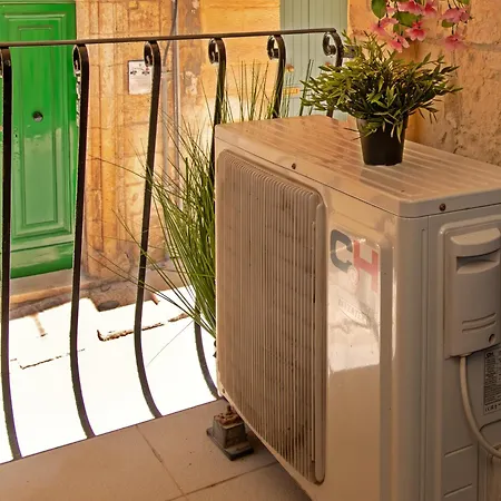 דירה 75 St Christopher Street, *