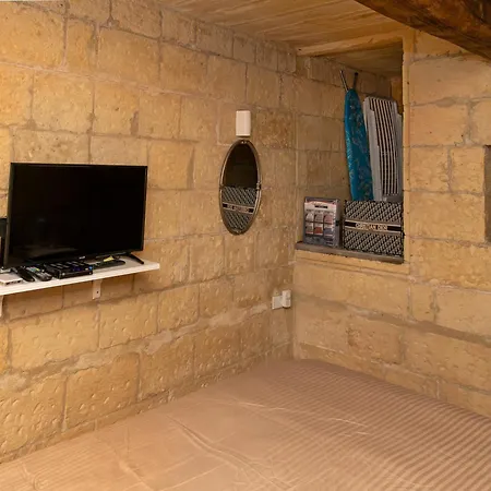 75 St Christopher Street, * Valletta