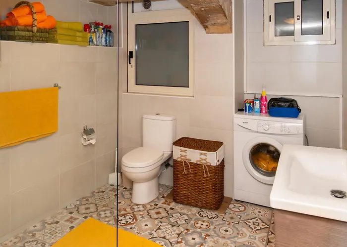 75 St Christopher Street, Apartman